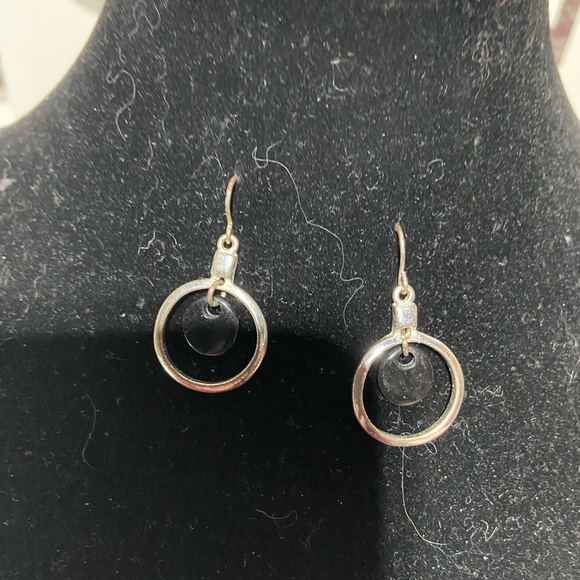 Silver Tone and Bead Pendant Necklace With Coordinating Silver Tone Earrings - Picture 3 of 4